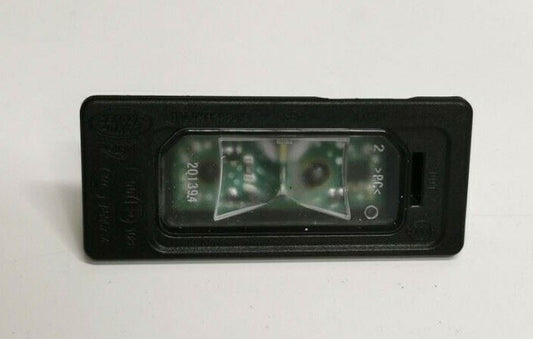 GENUINE LAND ROVER DISCOVERY SPORT 2015+ NUMBER PLATE LAMP - LR087728