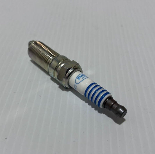 Genuine Ford Focus / Mondeo / Mustang Spark Plug 5425858