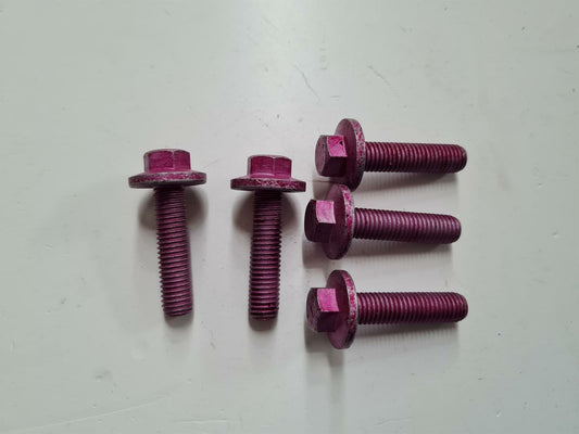 Genuine Range Rover Evoque / Disco Sport 10x40mm Bolt Trans to Engine LR049977