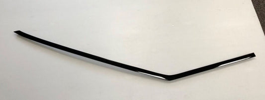 Genuine New Range Rover Evoque 2019+ Front Door RH Upper Moulding LR114184