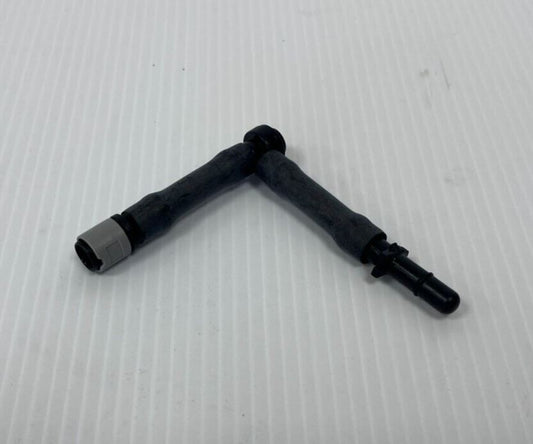 Genuine Range Rover Evoque Lower Centre Jet LR114672