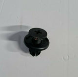 Genuine Range Rover/Land Rover Retainer Clip LR005896