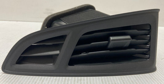 Genuine Ford Focus 2014-2019 LH Interior Dashboard Air Vent (RHD) 1908613