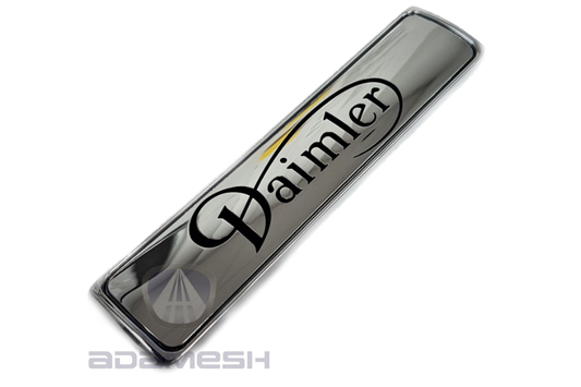 Daimler Chrom-Abzeichen am Kofferraum