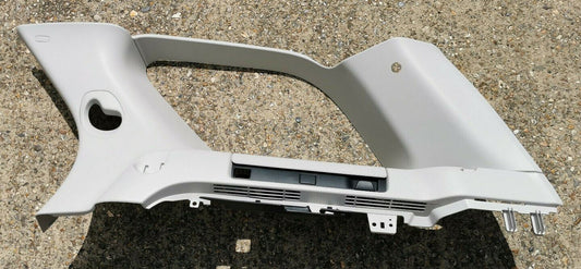 Genuine Land Rover Discovery 5 17+ RH Inner C Pillar Panel LR104084