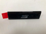 Genuine Jaguar IPace 18+ RH ‘S’ Lower Moulding Side Badge Gloss Black T4K10131