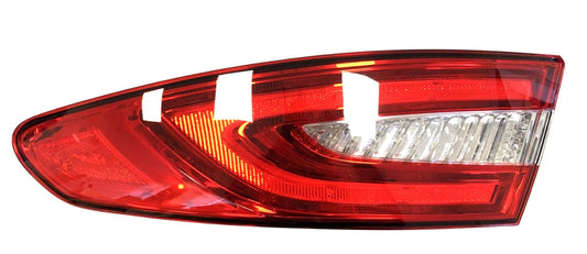 Genuine Jaguar XF 2009-2015 Saloon Rear RH Light (Slight Damage) - C2Z25151