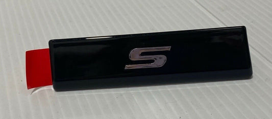 Genuine Jaguar I-Pace 2018+ LH Side Badge T4K10134