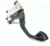 Genuine Land Rover / Range Rover RHD Brake Pedal & Bracket LR058077