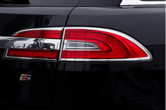 Chromumrandung für Rückleuchten für Jaguar XF Sportbrake