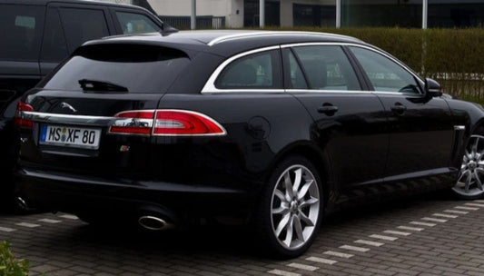 Chromumrandung für Rückleuchten für Jaguar XF Sportbrake