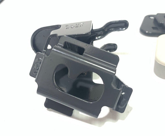 Genuine Range Rover Velar 17+ LH Cargo Securing Kit LR109405