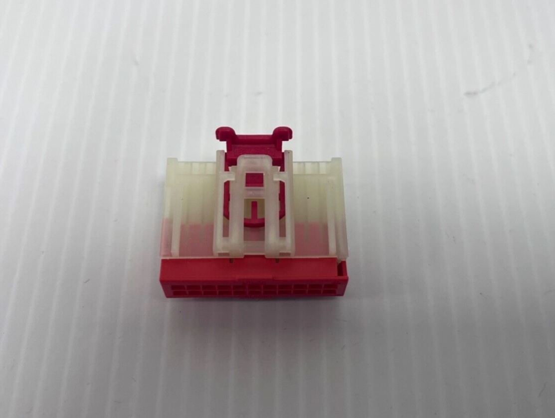 Genuine Range Rover Sport 2014+/Land Rover Discovery 5 2017+ Connector YPC902870