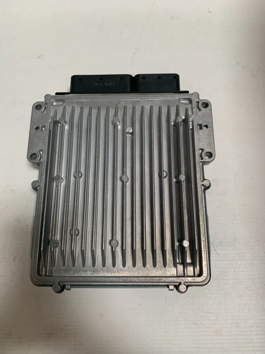 Genuine Jaguar XF XJ Engine Control Module For 3.0L Turbo Diesel Engine C2D18198