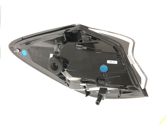 Genuine Ford Puma CF7 2019+ RH Rear Stop + Flasher Lamp 2546966