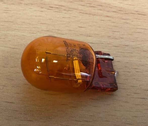 Genuine Ford Indicator Bulb 21 Watt - Amber 4685956
