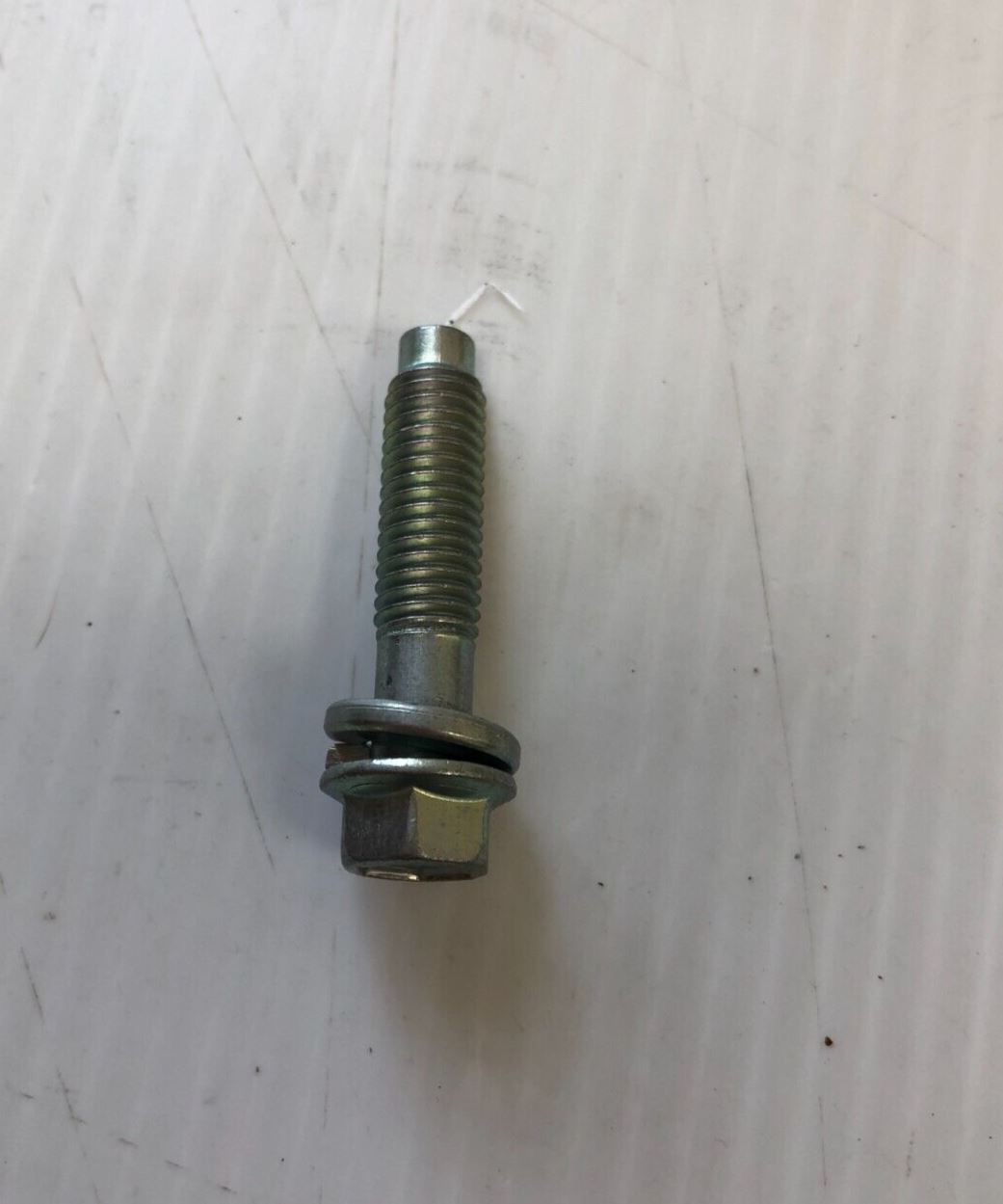 Genuine Ford Ranger TKE 2011 M8 x 1.25 Bolt 1733295