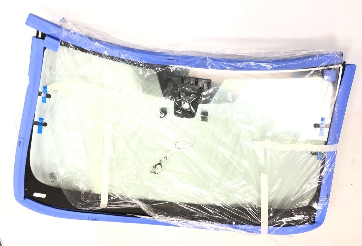 Genuine Range Rover New Evoque 2019+ Front Windscreen Glass LR186610