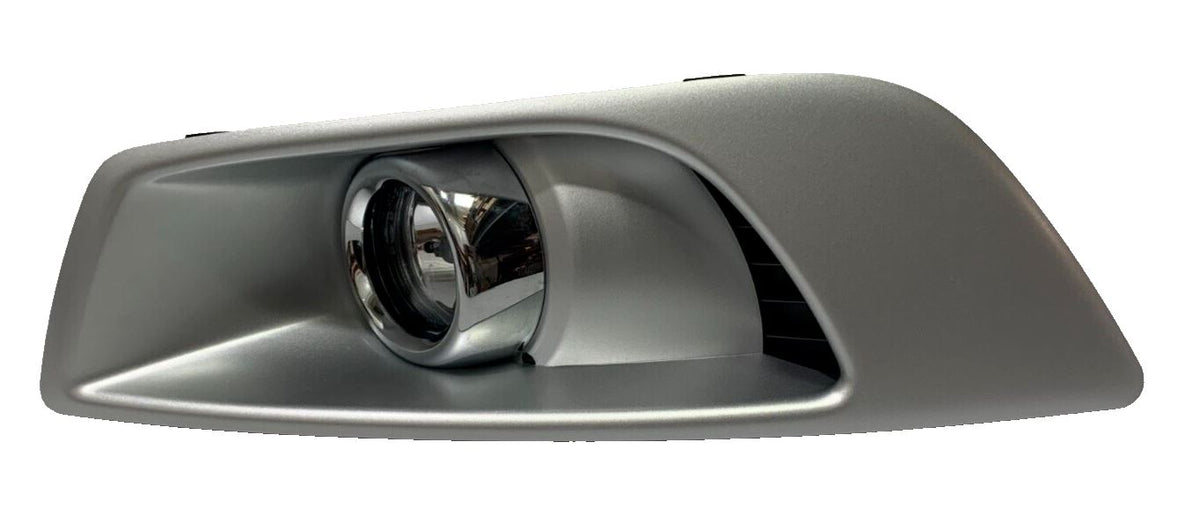 Genuine Ford Mondeo 2007-2014 Front RH Silver Fog Lamp 1513910