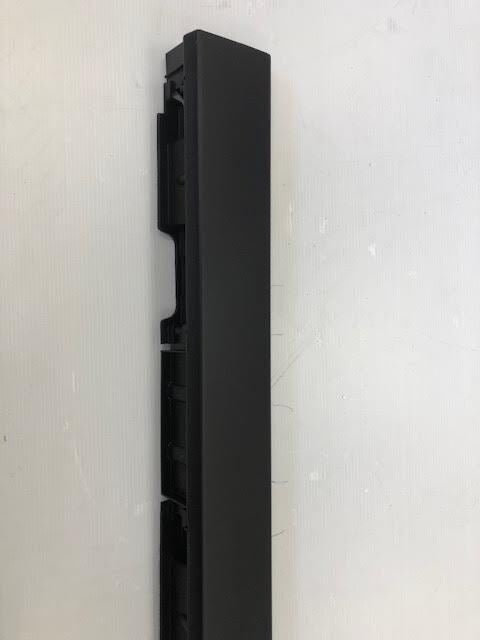Genuine Range Rover Velar Door Sill Moulding LH To Body LR092654