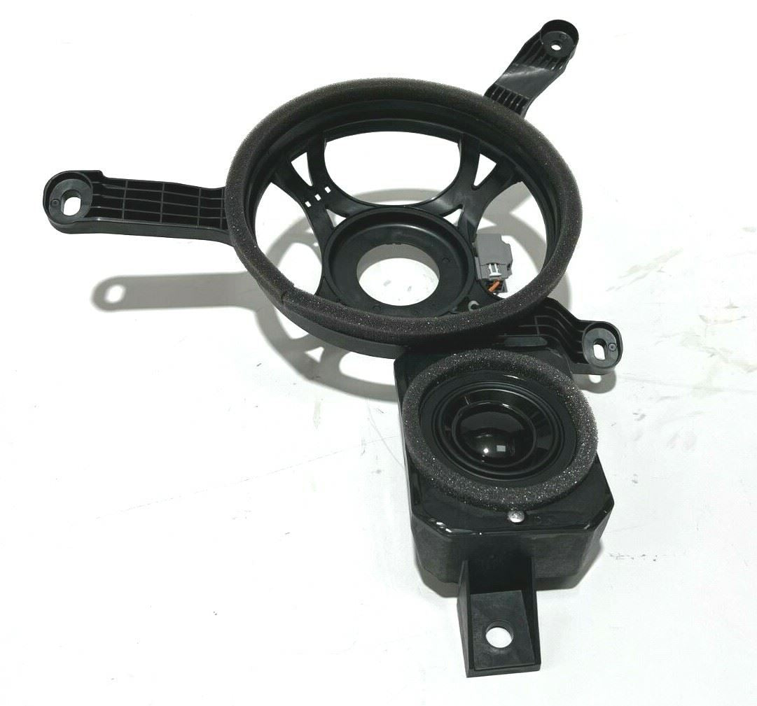 Genuine Jaguar F Type 2013-2016 LH Rear Parking Aid Midrange Speaker T2R10389