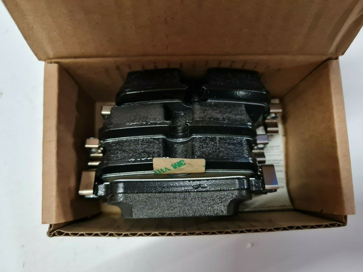 Genuine Jaguar XJ 2010+ 3.0L/5.0L Brake Pad Kit For 17" Rear Brakes C2D49906