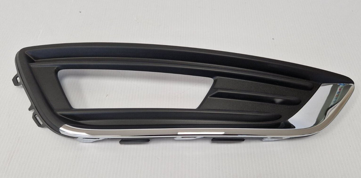 Genuine Ford Focus CEW 2014-2020 Fog Lamp Cover Bezel Chrome 1873303