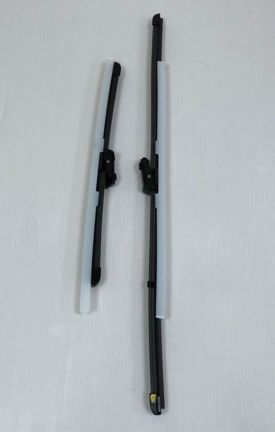 Genuine Motorcraft Ford KA CCU 2008-2016 RHD Windscreen Wiper Blade 2120701