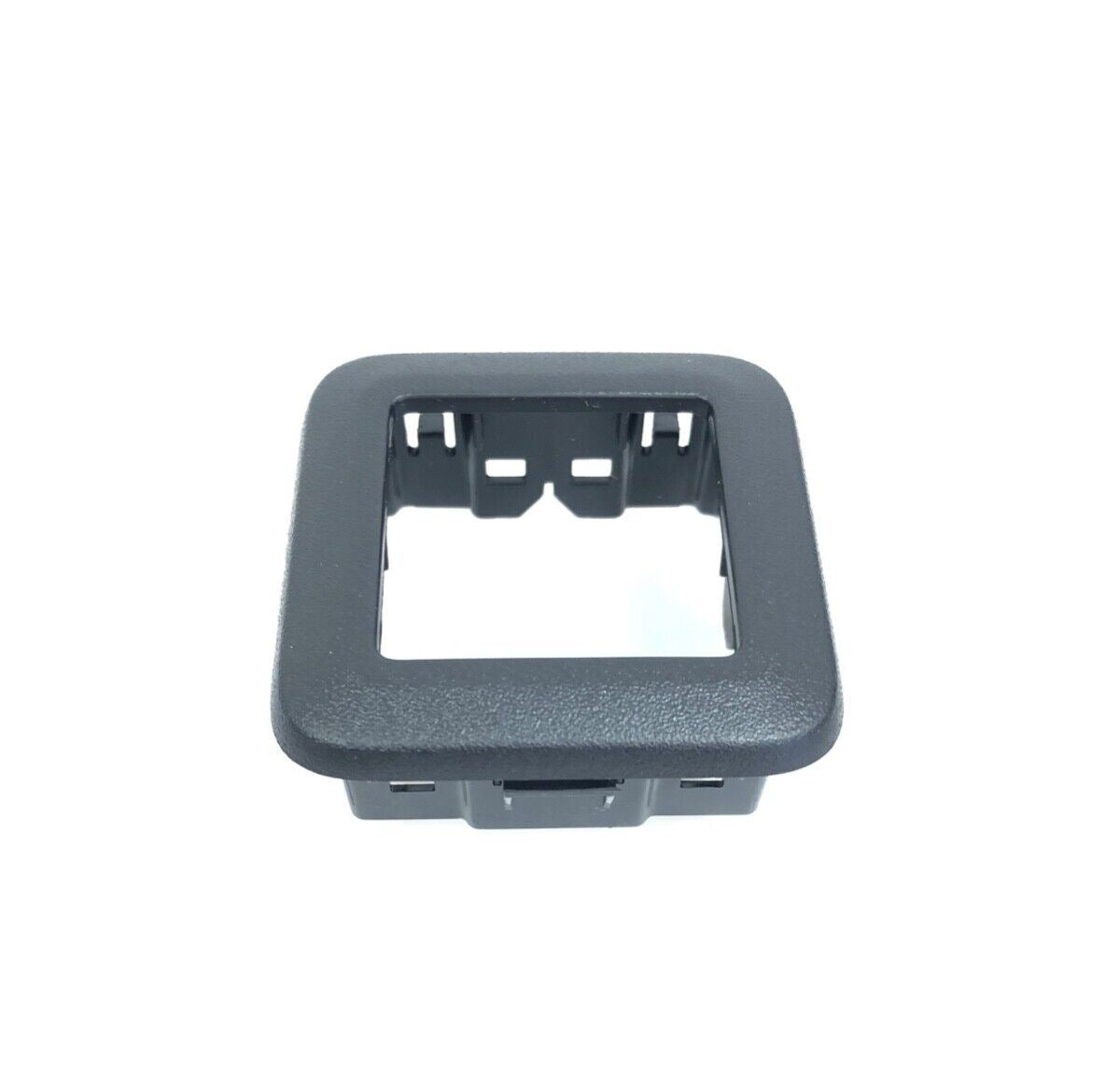 Genuine Range Rover 2013+/Sport 2014+ Luggage Compartment Switch Bezel LR107345