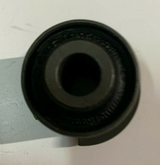 Genuine Land Rover Discovery 4 Front/ Rear Upper Suspension Arm Bush LR056964