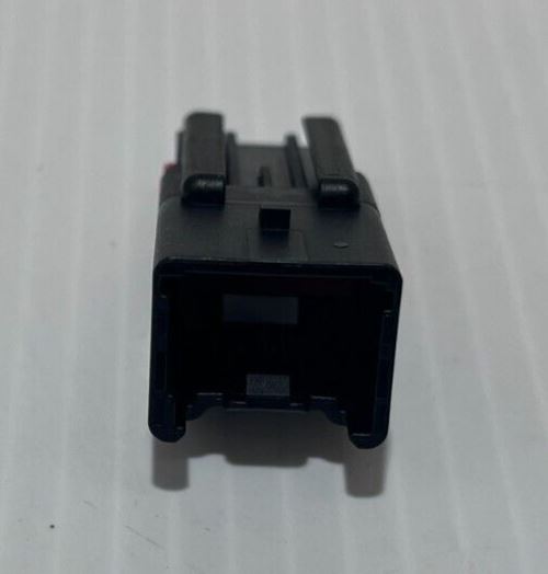 Genuine Land Rover / Range Rover Wiring Connector YPC912360