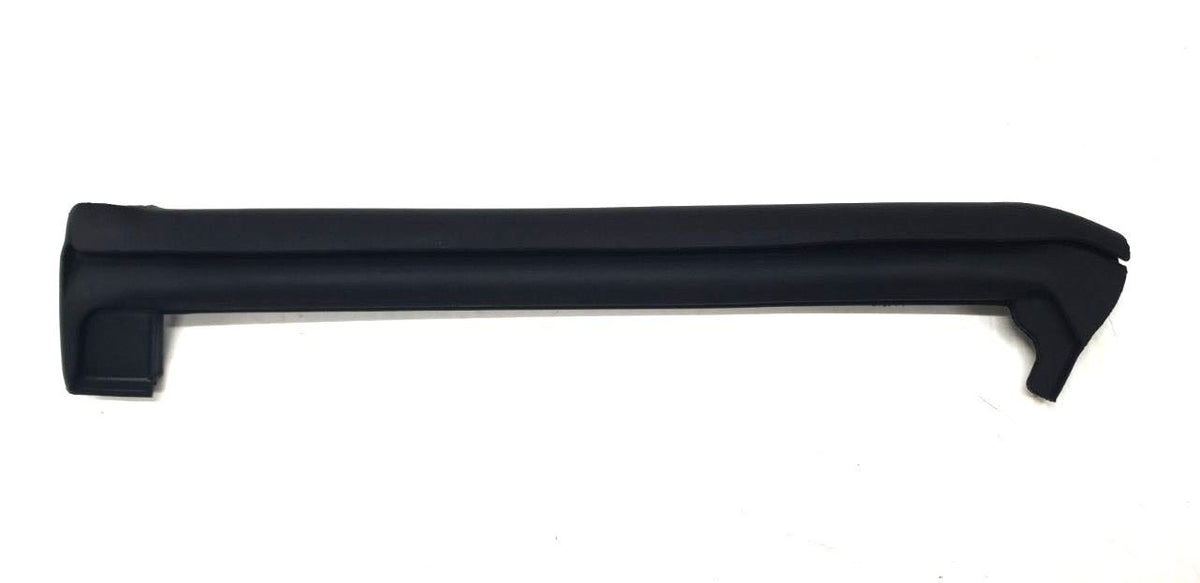 Genuine Jaguar F-Type 2014 RH Rear Glass Run Seal - T2R8738