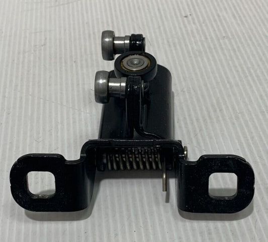 Genuine Ford Transit FY / TT9 RH Sliding Side Load Door Track Roller 1705693