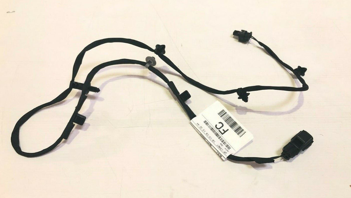 Genuine Land Rover Discovery Sport 2015+ Rear Bumper Wire LR133659