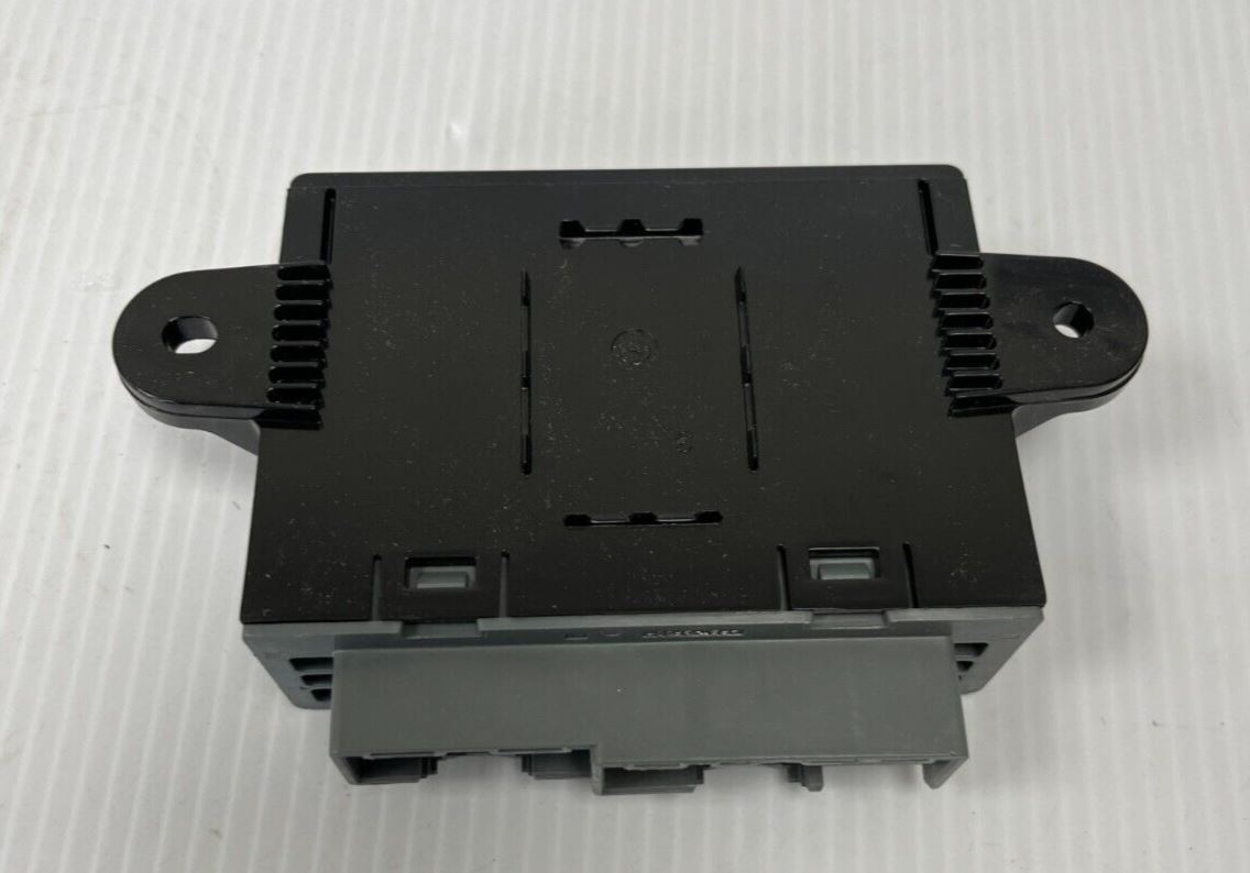 Genuine Ford Fiesta 2017-2018 Drivers Side Door Module 2180738