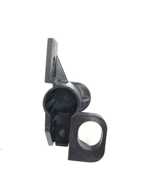 Genuine Land Rover/Range Rover RH Lower Intercooler Radiator Bracket LR063165