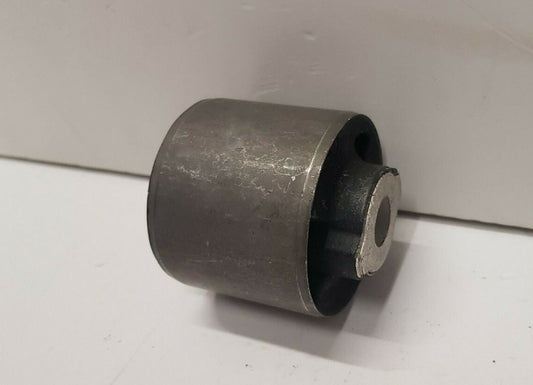 Genuine Land Rover / Range Rover Differential Mounting Bush LR017424