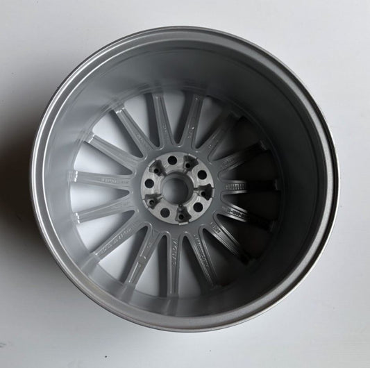 Genuine Range Rover Velar/Jaguar F-Pace 18" 7.5J Sparkle Silver Wheel - LR091517