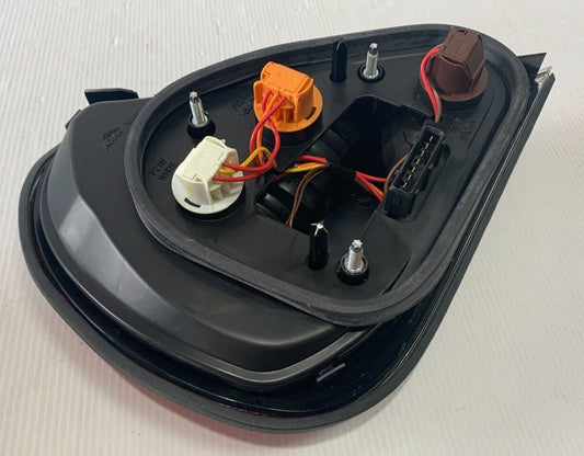 Genuine Jaguar XJ Classic 2003-2009  RH Rear Lamp Tail Light C2C33543