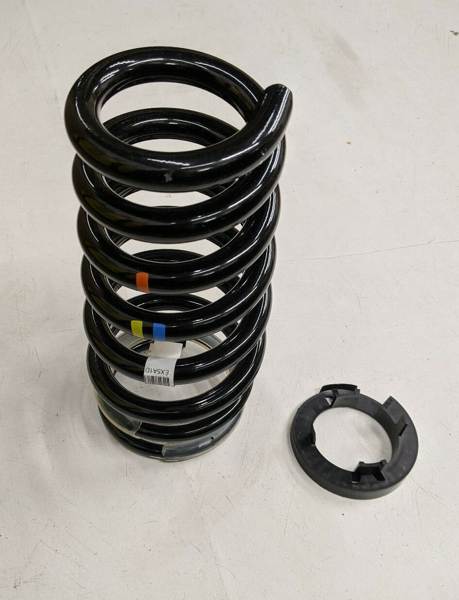 Genuine Jaguar F-Type 14+ 3.0L RWD Single Rear Spring With Insulator - T2R4346