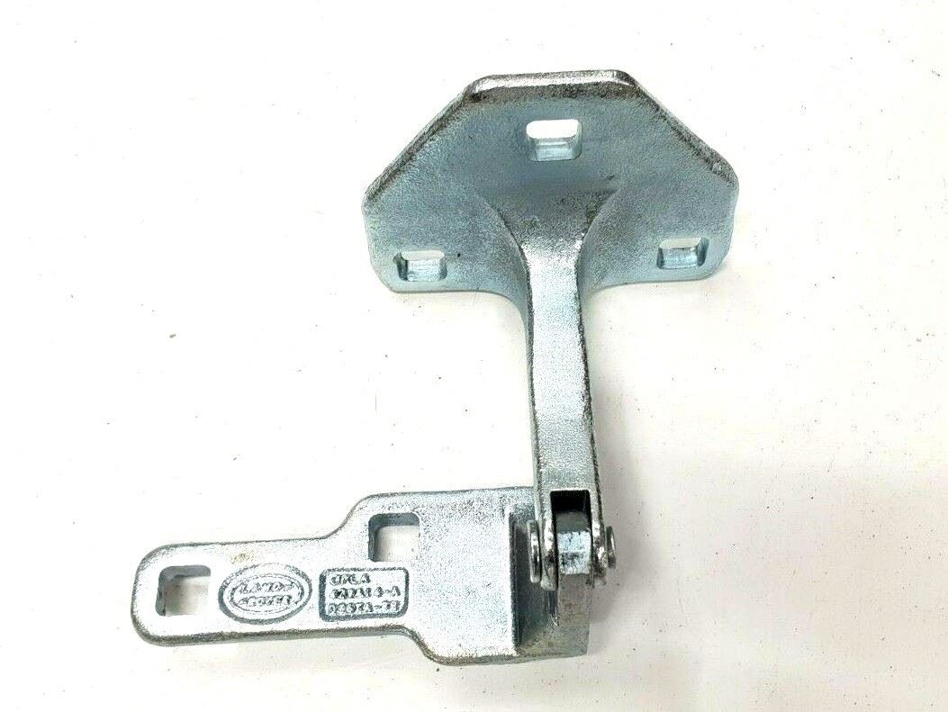 Genuine Range Rover 13-16 RH Lower Tailgate Hinge - LR036598