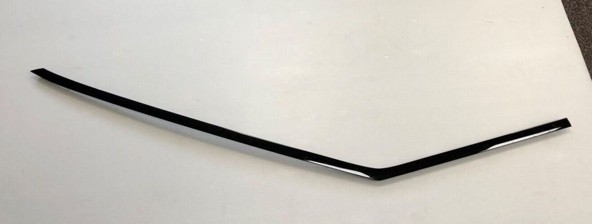 Genuine New Range Rover Evoque 2019+ Front Door RH Upper Moulding LR114184