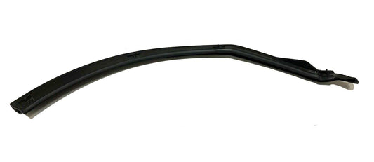 Genuine Land Rover Discovery 3 / 4 RH Rear Door Cladding Seal - CGE500420