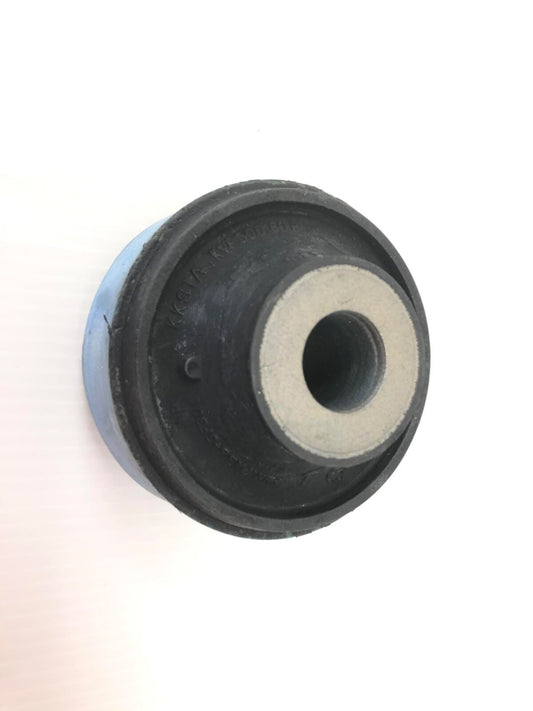 Genuine Range Rover Sport / Disco 3/4 Chassis Frame Isolator Bracket KVF500180