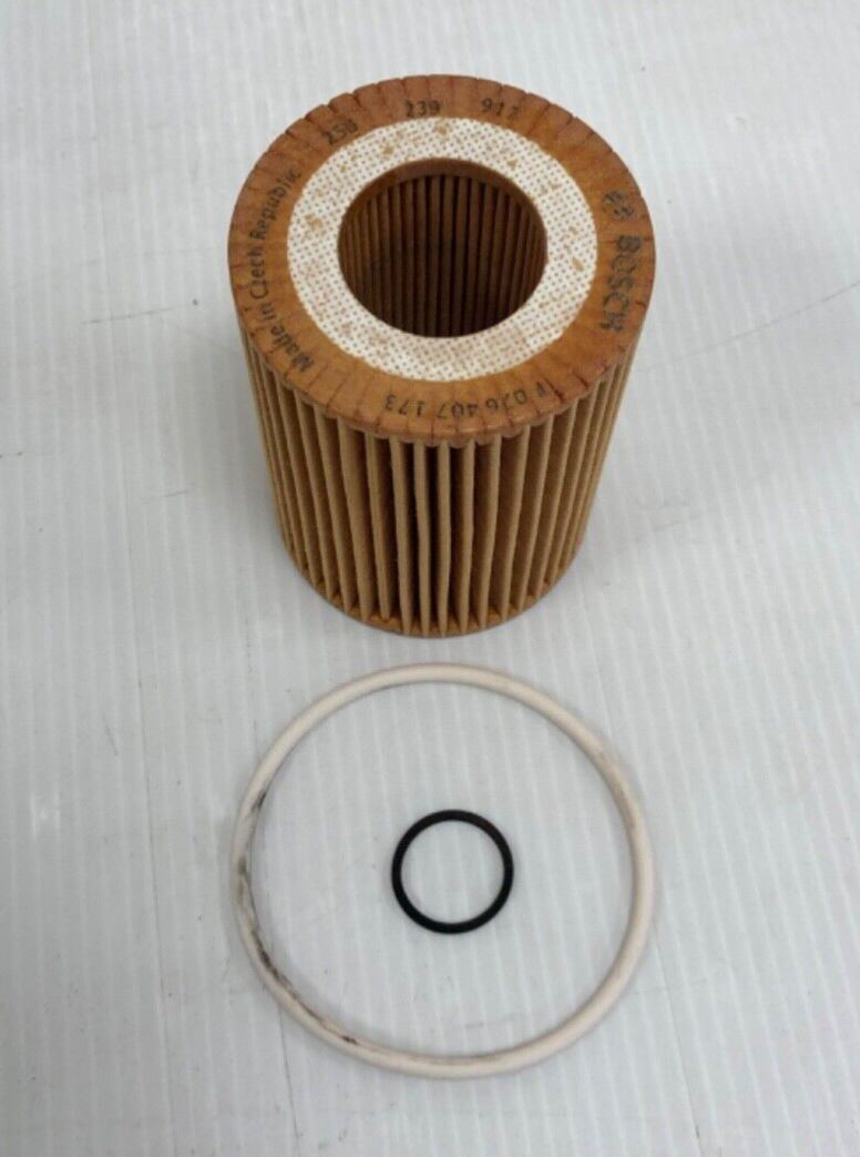 Genuine Bosch BMW 1 + 3 Oil Filter P7173