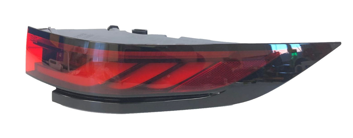 Genuine Land Rover New Range Rover Sport 2023+ Rear RH Tail Light - LR187473