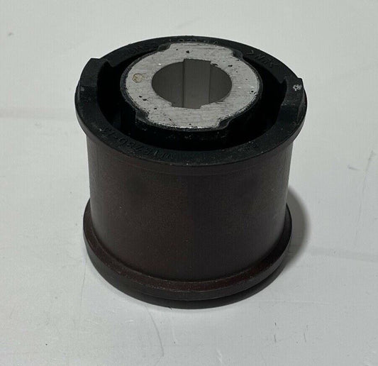 Genuine Land Rover / Range Rover Evoque Rear Cross Member Insulator LR001119