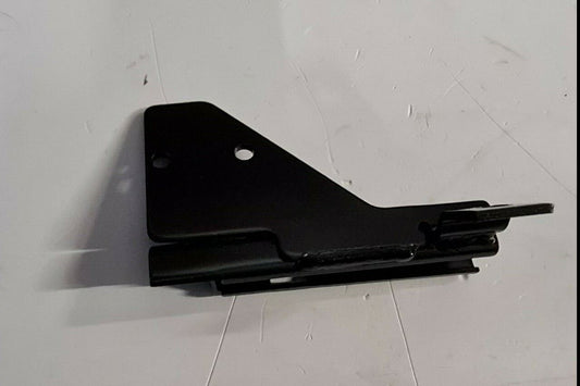Genuine Land Rover Defender Front Door Check Strap Slider Bracket RH MWC5018