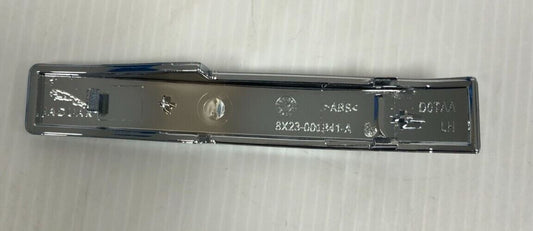 Genuine Jaguar XF 2009-2011 LH Front Fender "Jaguar" Motif C2Z30928