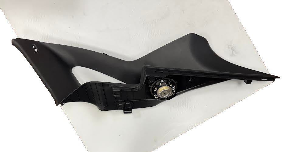 Genuine Jaguar F-Pace 2016+ RH D-Post Finisher - T4A13735PVJ